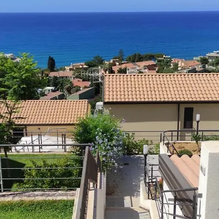 Apartmán Lucia's Garden *