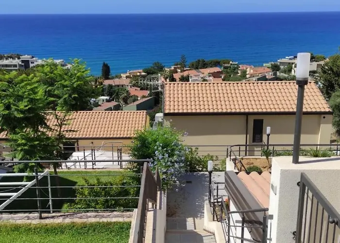 Διαμέρισμα Lucia's Garden *